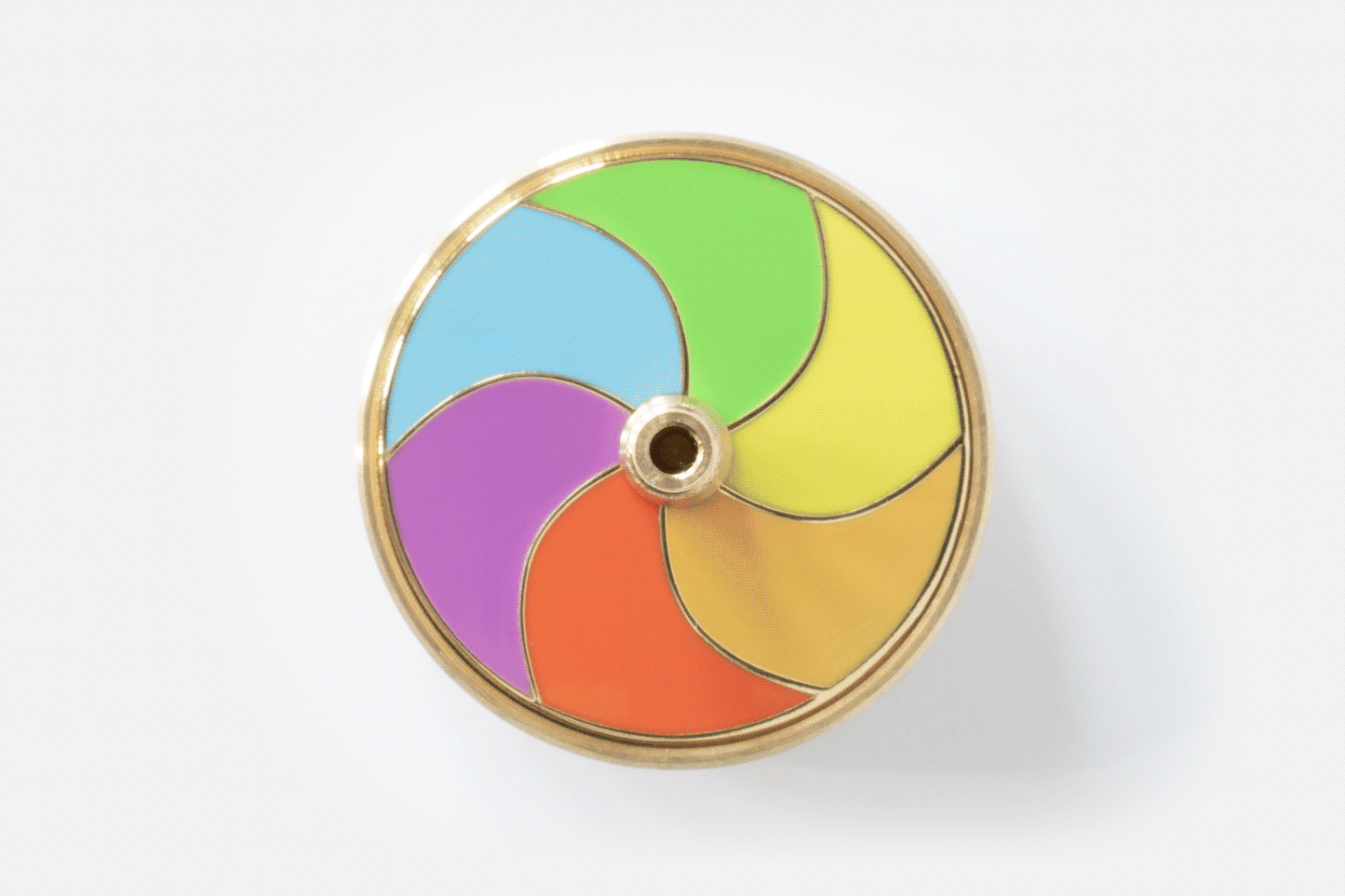 Spinning desktop shown from above, representive of apple's spinning beach ball / wall of death